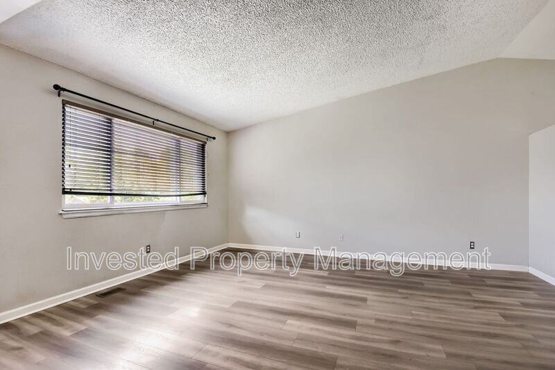 4849 N Foxtail Dr - Photo 3 of 26
