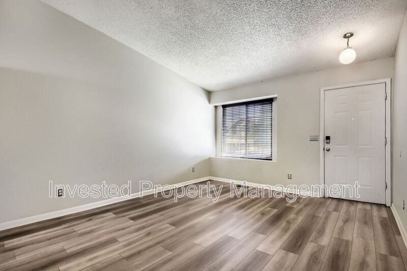 4849 N Foxtail Dr - Photo 4 of 26