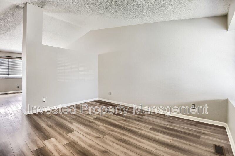 4849 N Foxtail Dr - Photo 5 of 26