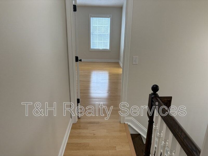 368 Firehouse Pl - Photo 6 of 24