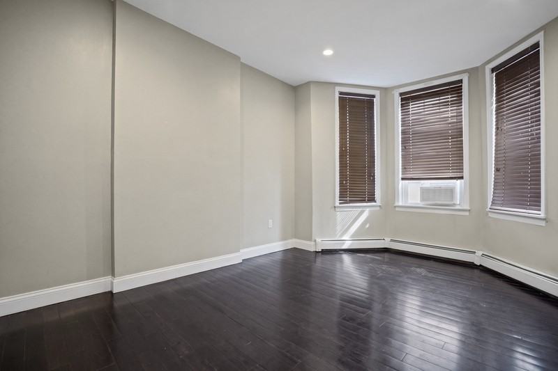 414 59th St #3 - Photo 5 of 12
