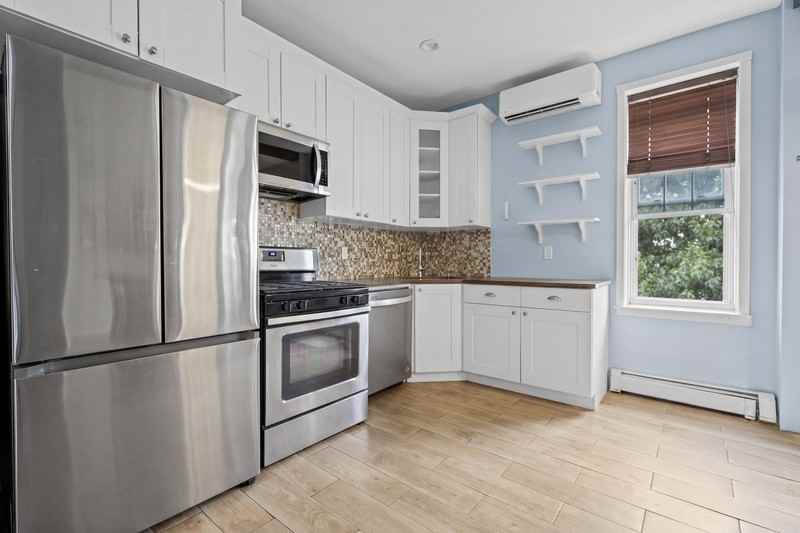 414 59th St #3 - Photo 6 of 12