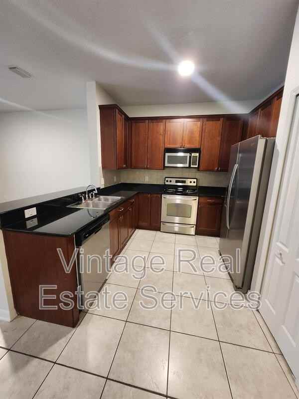 9333 Stone River Pl - Photo 5 of 31