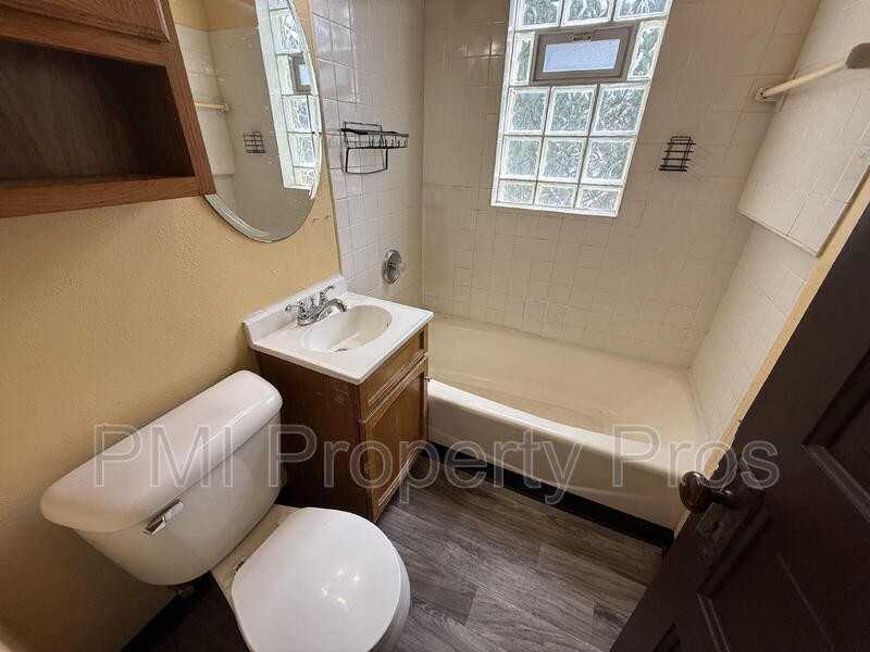 2441 N Dr William Finlayson St - Photo 6 of 24