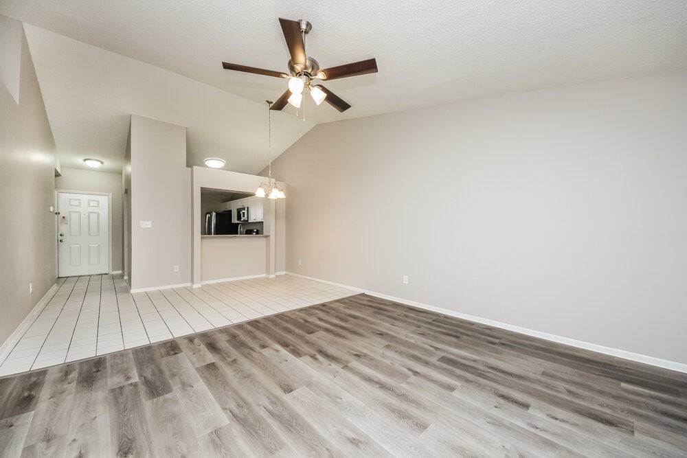 2468 Albaca Dr - Photo 4 of 16