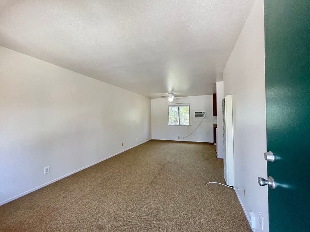 Bridgeview Apartments - Photo 6 of 23
