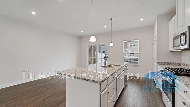 416 Paperbark Sq - Photo 4 of 28