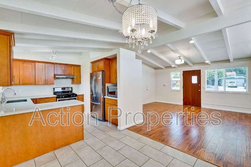 1343 Torrance Ave - Photo 5 of 25