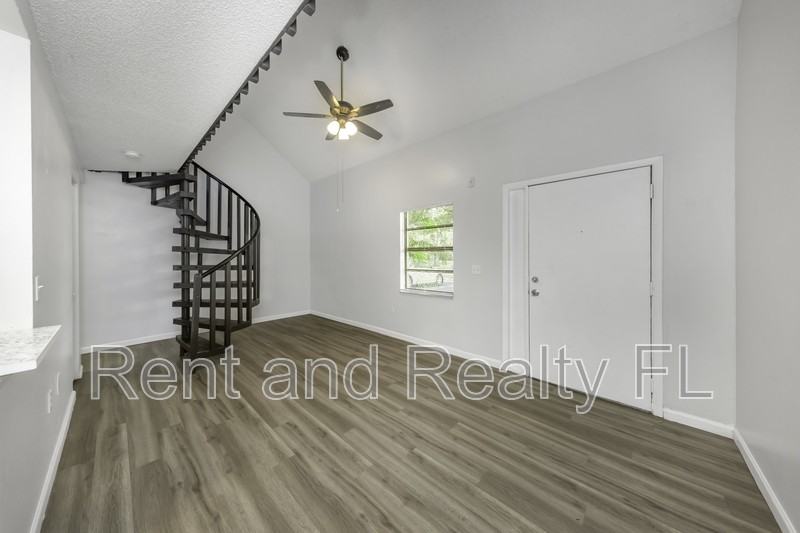 2122 Bradford St #1UNIT501 - Photo 2 of 10