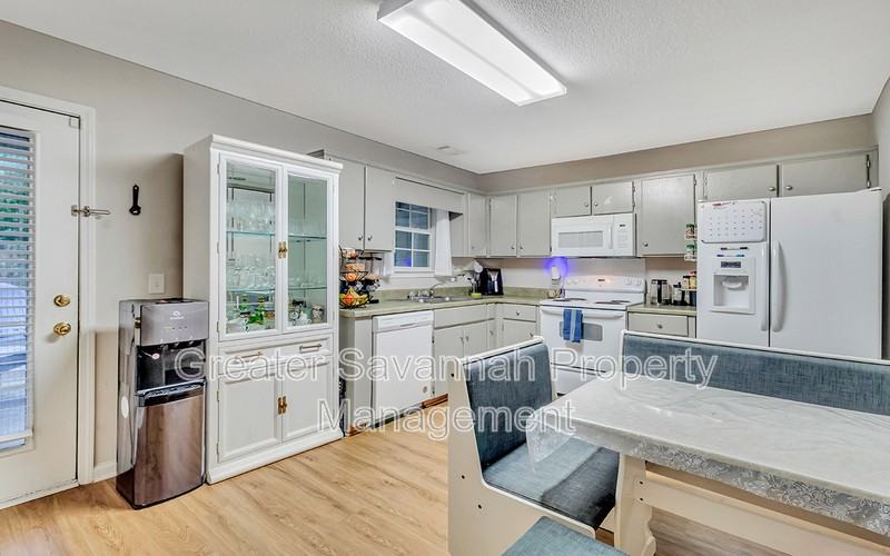 118 Blaine Ct - Photo 6 of 27