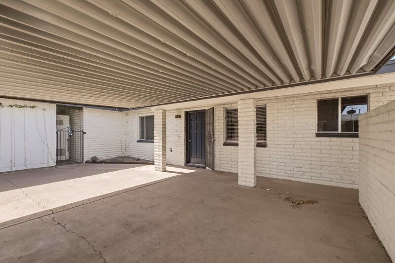 1129 N Wedgewood Cir #B - Photo 3 of 43