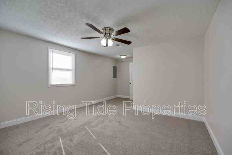 1903 Alice St - Photo 5 of 24