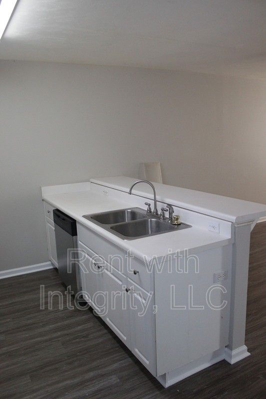 4256 Augustus Oak Ct - Photo 3 of 15
