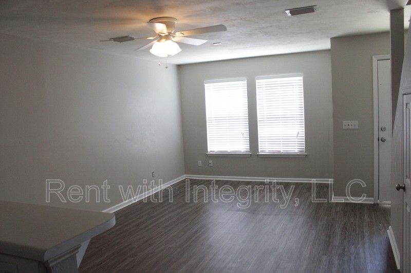 4256 Augustus Oak Ct - Photo 4 of 15
