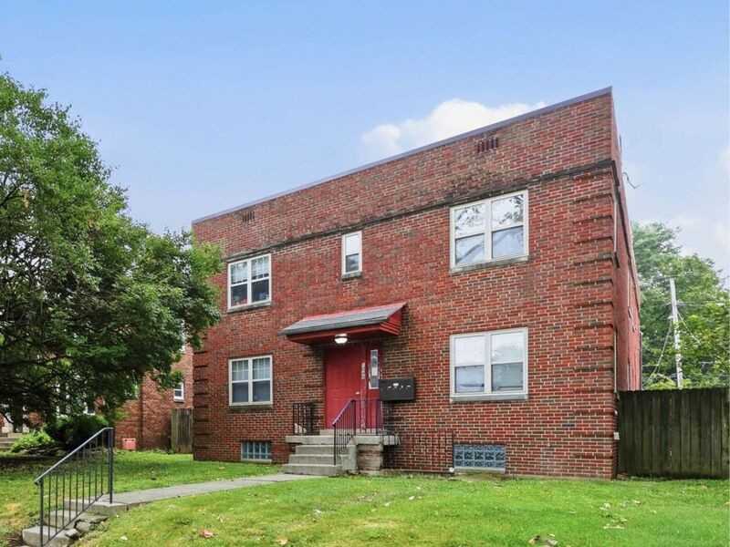 1048 Berkeley Rd #B - Photo 2 of 17