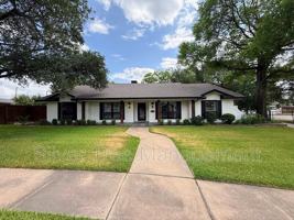 featured image of 1710 Dickerson Dr