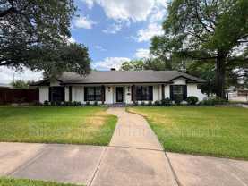 1710 Dickerson Dr - Photo 1 of 1