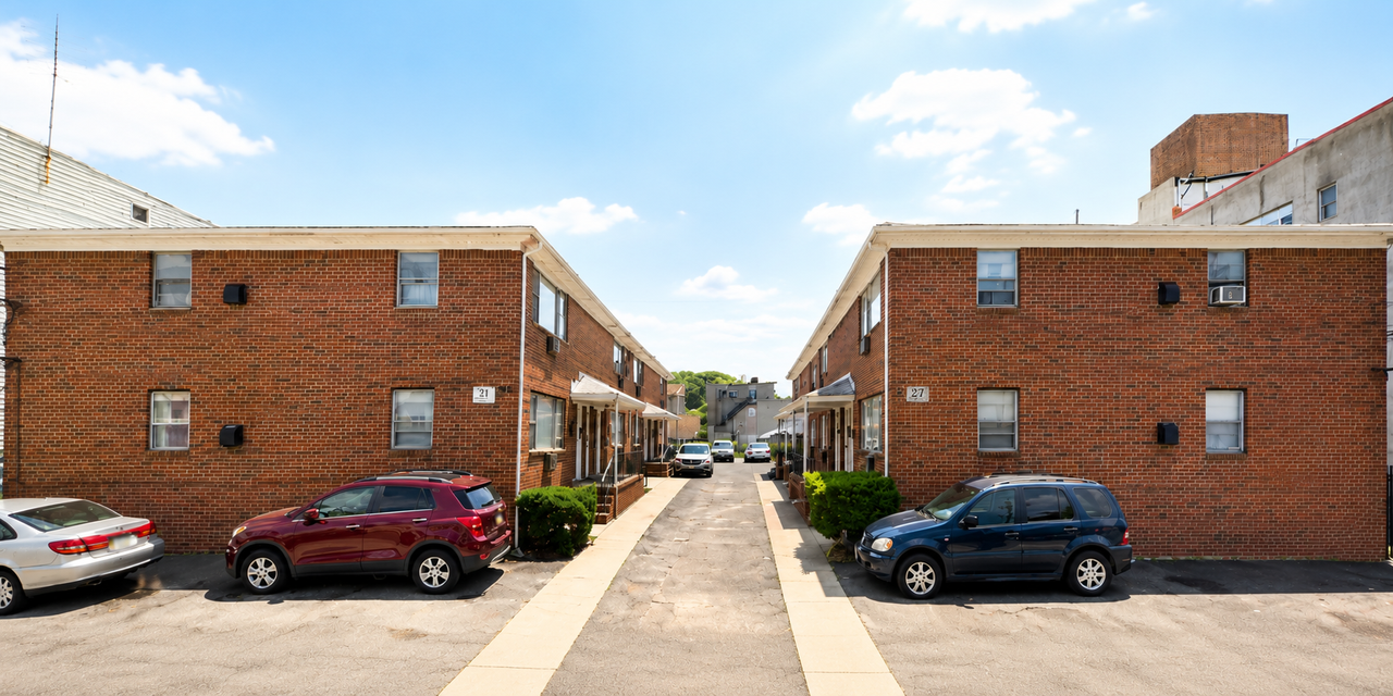 355 Myrtle Avenue #2C - Photo 4 of 4
