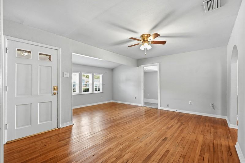 3412 Brady Ave - Photo 7 of 30