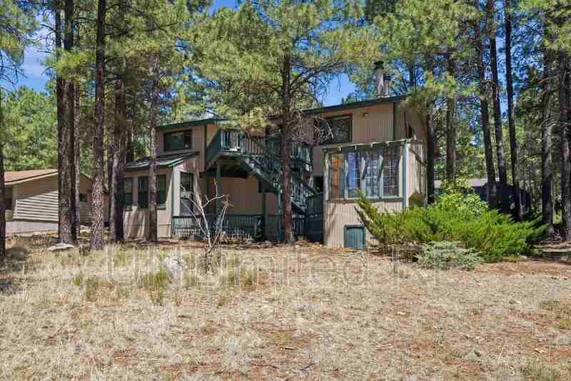 1410 N Inverrary Way - Photo 4 of 44