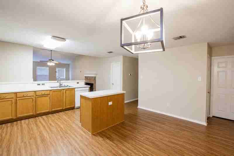 1118 Water Oak Way - Photo 7 of 40