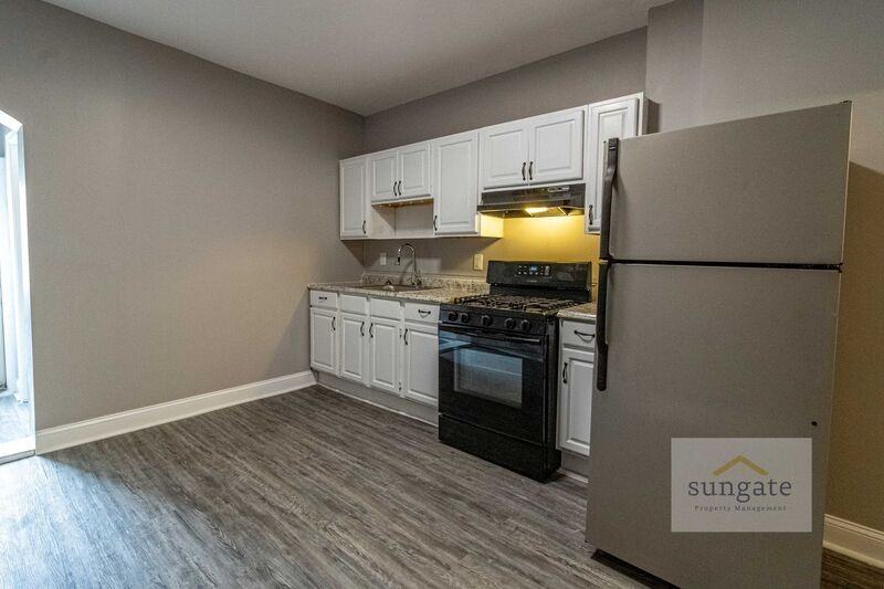 1222 Sargeant St - Photo 6 of 16