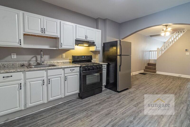 1222 Sargeant St - Photo 7 of 16