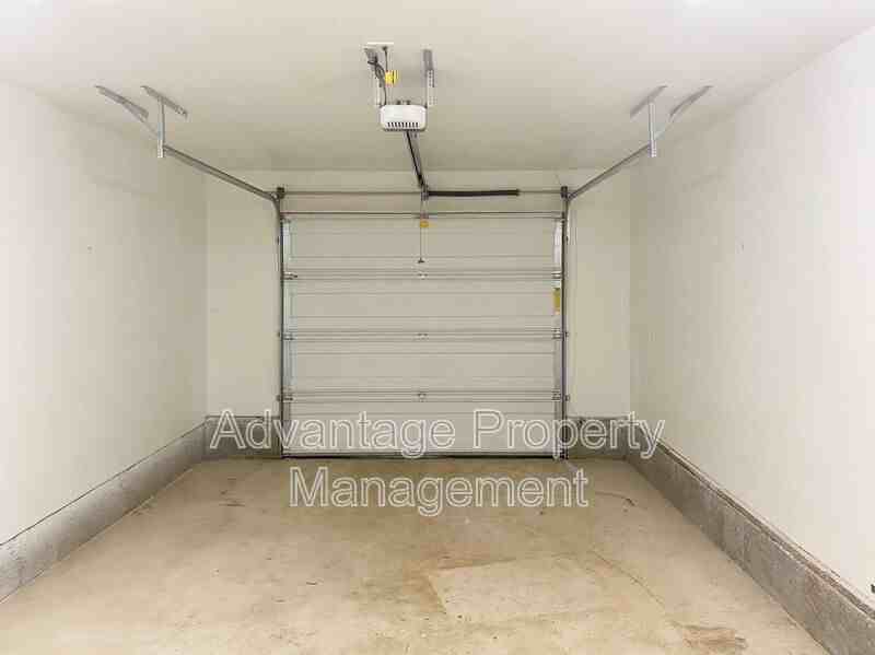 1711 S 9th St - Photo 5 of 19