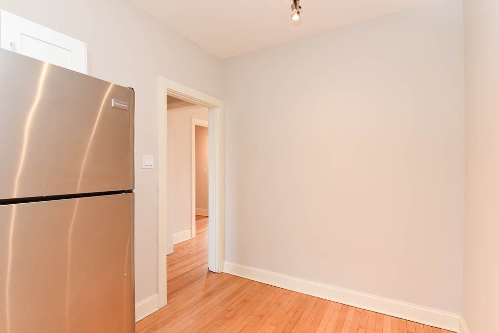 ROCKWELL + FULLERTON #3B - Photo 5 of 21