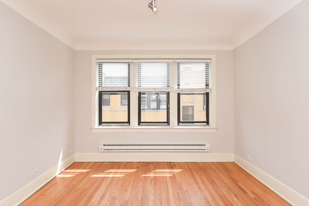 ROCKWELL + FULLERTON #3B - Photo 7 of 21