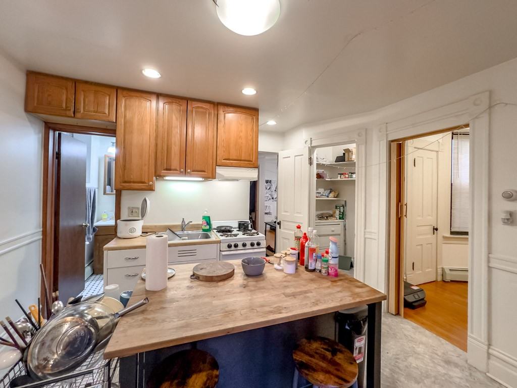 2823 W Shakespeare Ave #1 - Photo 3 of 21