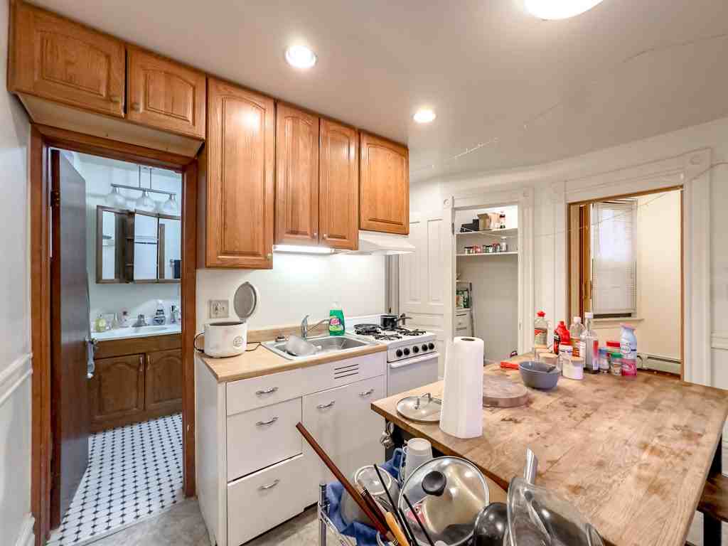 2823 W Shakespeare Ave #1 - Photo 7 of 21