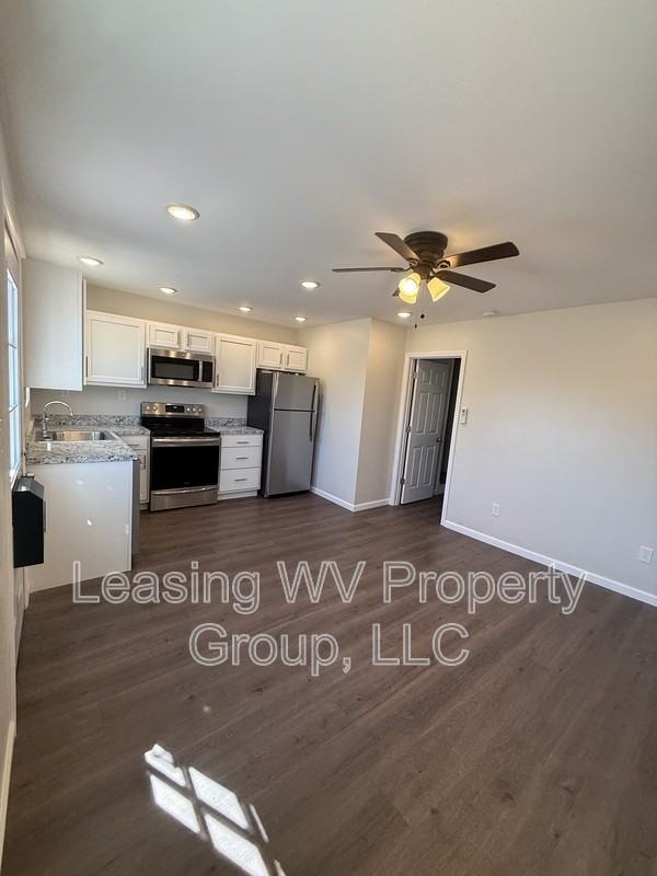 134 Clayton Ave #1E - Photo 2 of 10