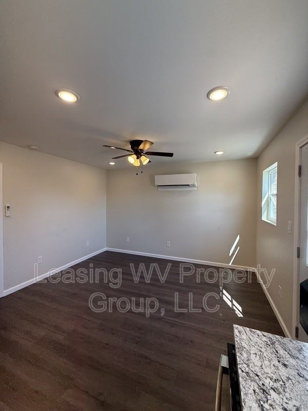 134 Clayton Ave #1E - Photo 3 of 10
