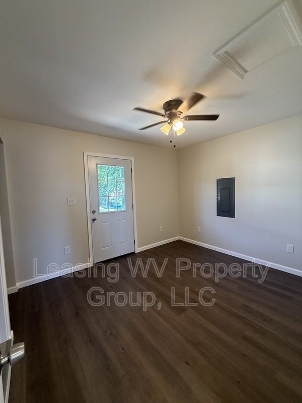 134 Clayton Ave #1E - Photo 4 of 10