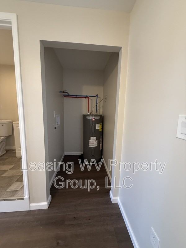 134 Clayton Ave #1E - Photo 6 of 10