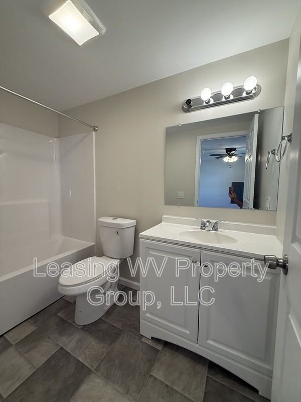 134 Clayton Ave #1E - Photo 7 of 10