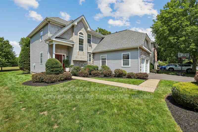 10 Redmond Ct - Photo 2 of 28