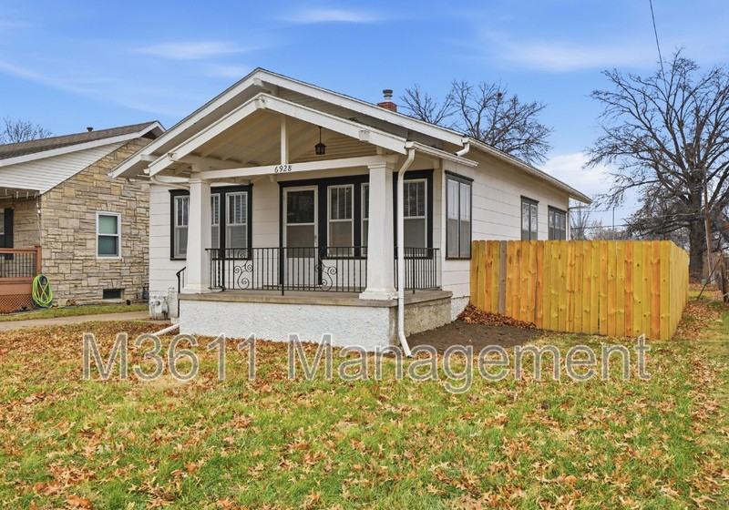 6928 Ballard Ave - Photo 2 of 28