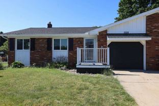 1028 Rosewood St - Photo 1 of 1