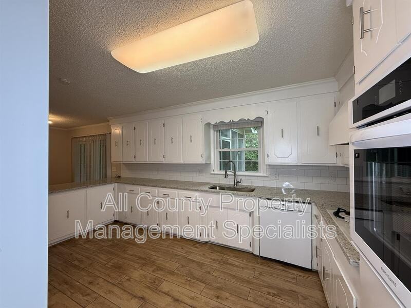 2932 Bagpipe Rd - Photo 7 of 16