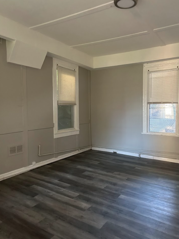 255X W Lombard St #1
