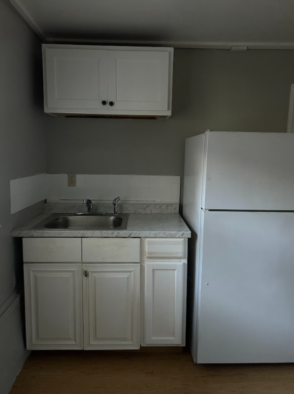 255X W Lombard St #1 - Photo 2 of 4