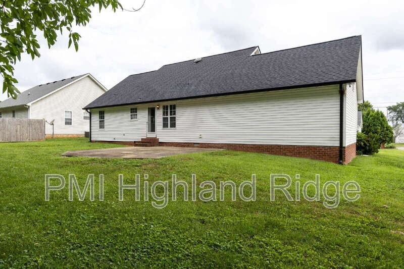 2414 Lismore Dr - Photo 6 of 26