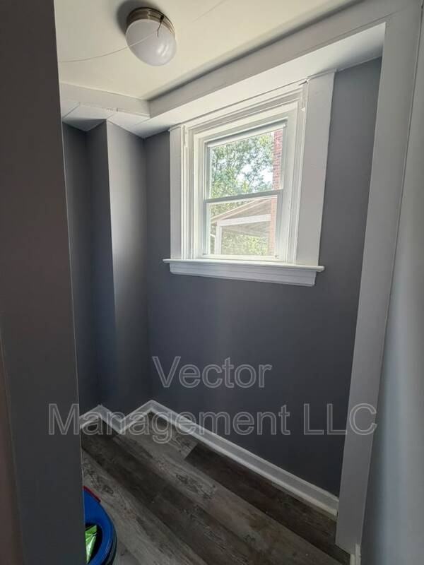 57 Whiting St #166GLEN5 - Photo 3 of 9