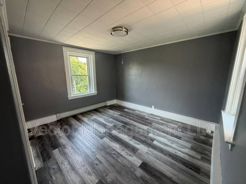 57 Whiting St #166GLEN5 - Photo 7 of 9