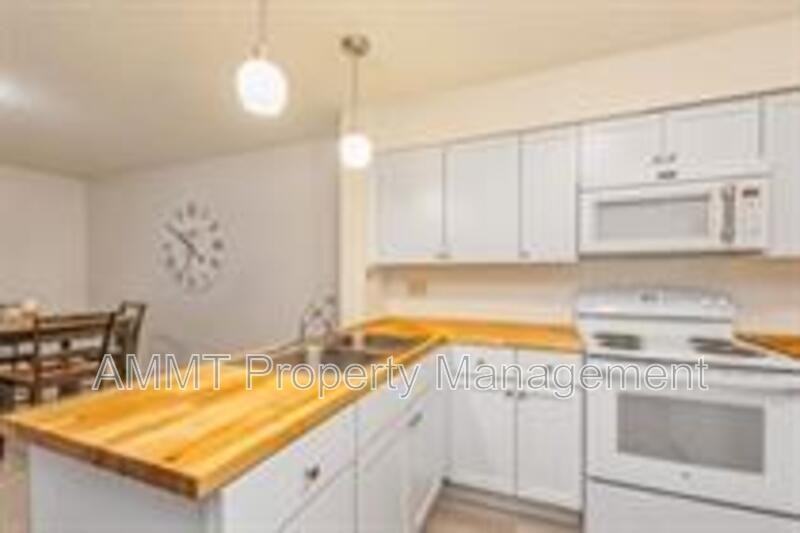 740 Westwinds Dr #2 - Photo 5 of 9