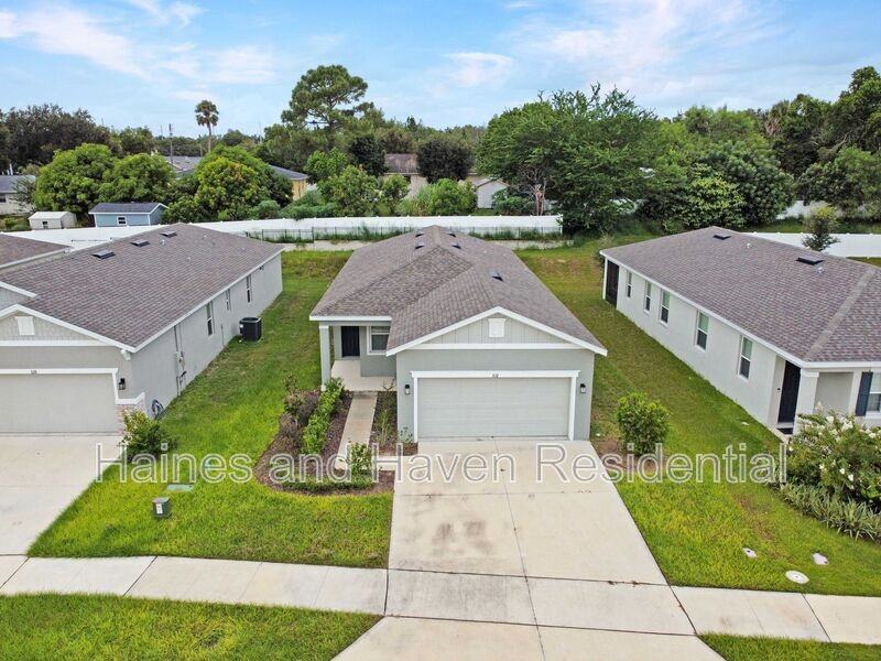 832 Blue Creek Dr - Photo 2 of 27