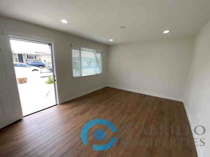 1628 Burton St - Photo 3 of 20