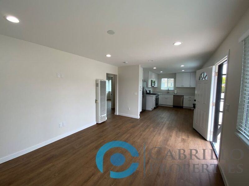 1628 Burton St - Photo 5 of 20